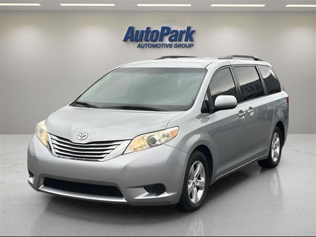 2015 Toyota Sienna LE Auto Access Seat