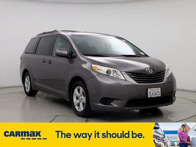 2015 Toyota Sienna LE