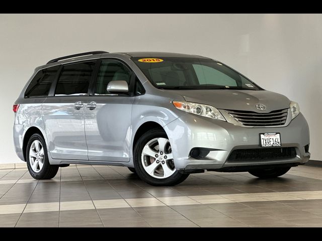 2015 Toyota Sienna LE