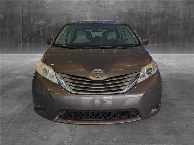 2015 Toyota Sienna LE