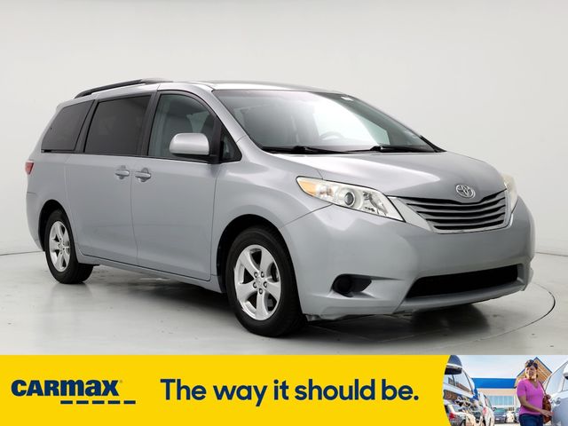 2015 Toyota Sienna LE