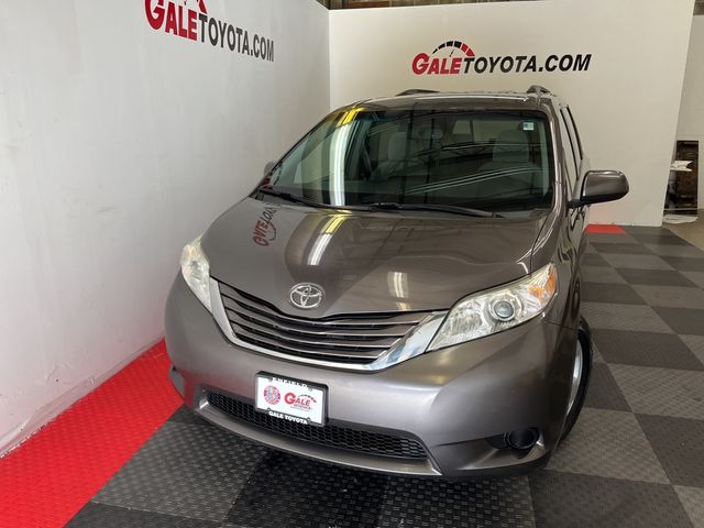 2015 Toyota Sienna 