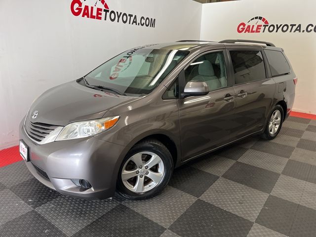 2015 Toyota Sienna 