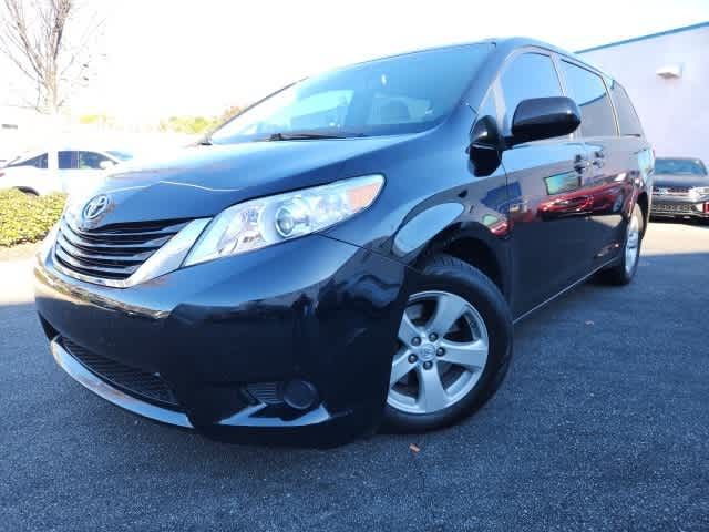 2015 Toyota Sienna LE