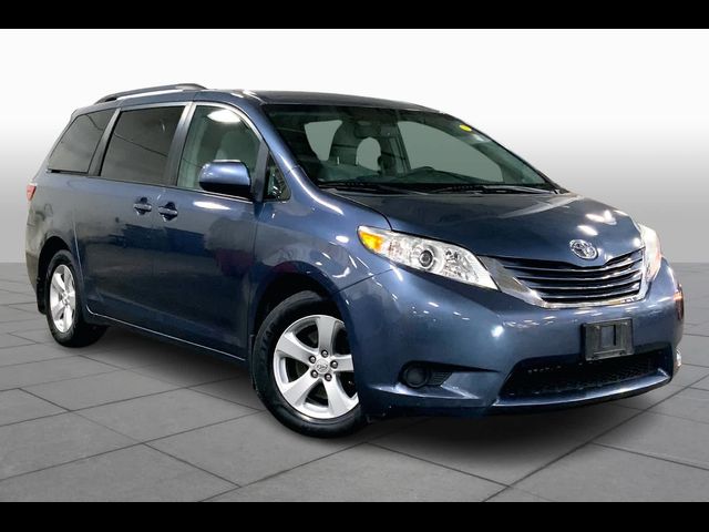 2015 Toyota Sienna LE