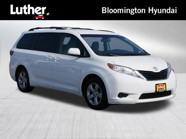 2015 Toyota Sienna LE