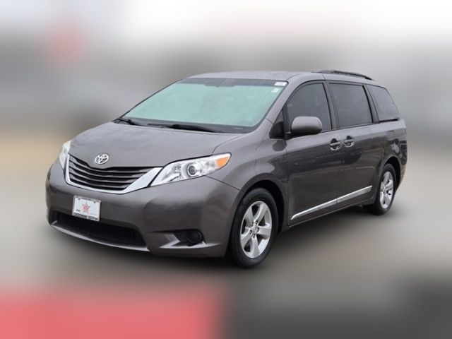 2015 Toyota Sienna LE