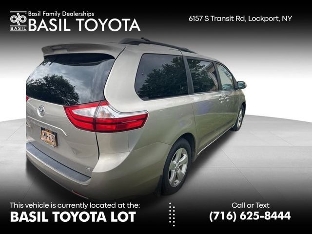 2015 Toyota Sienna LE