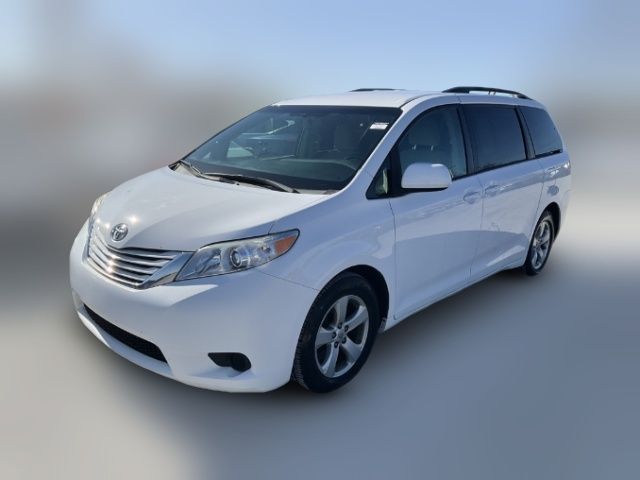 2015 Toyota Sienna LE