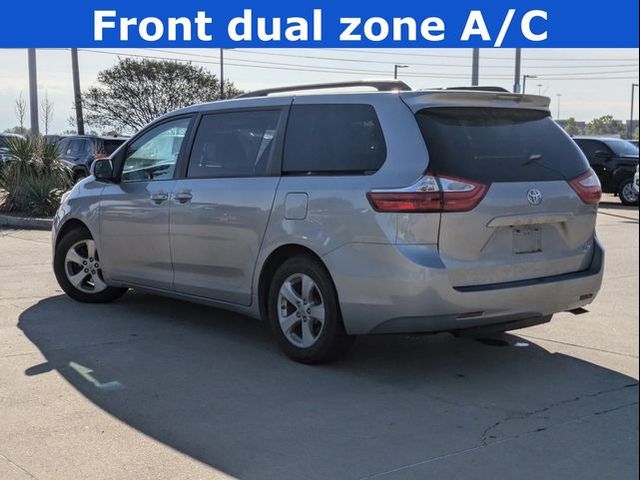 2015 Toyota Sienna LE