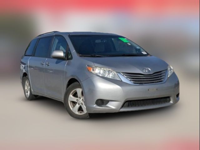 2015 Toyota Sienna LE