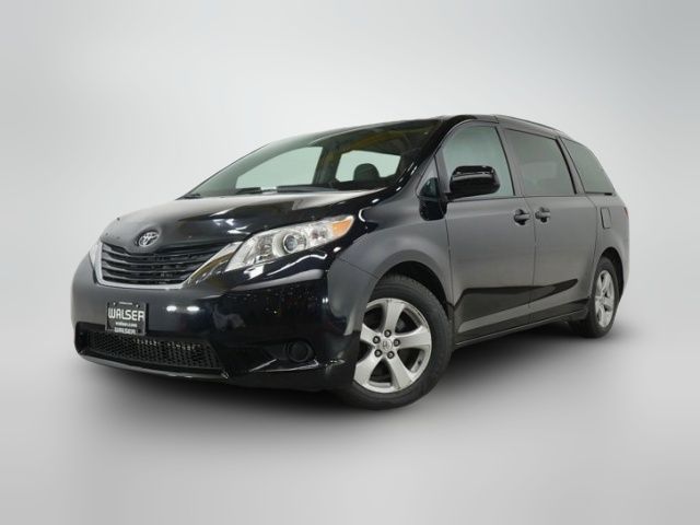 2015 Toyota Sienna LE