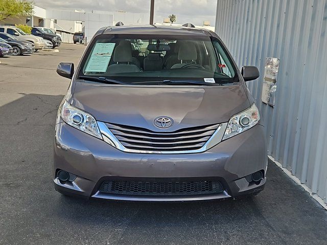 2015 Toyota Sienna LE