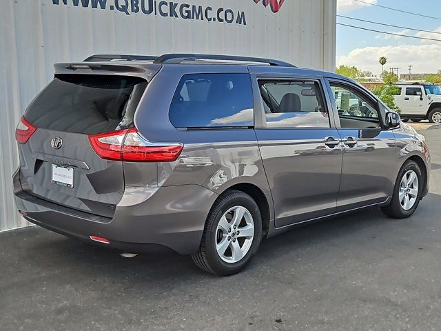 2015 Toyota Sienna LE