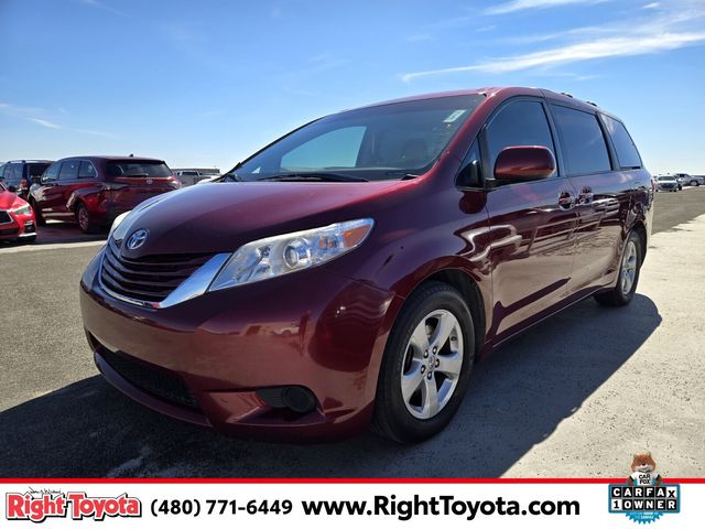 2015 Toyota Sienna LE