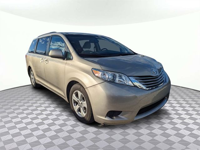 2015 Toyota Sienna LE