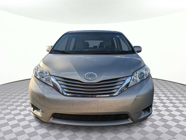 2015 Toyota Sienna LE