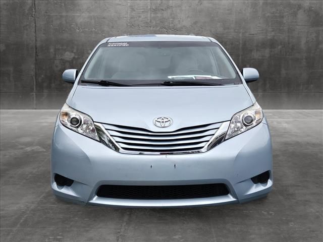 2015 Toyota Sienna LE