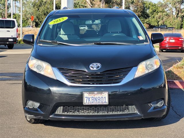 2015 Toyota Sienna LE