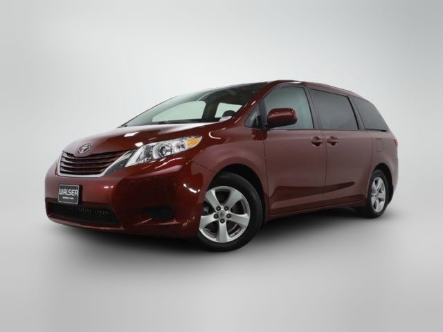 2015 Toyota Sienna LE Auto Access Seat