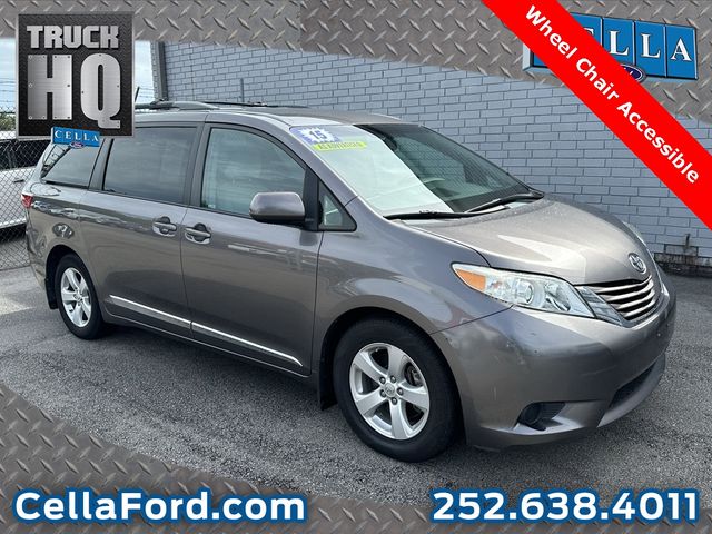 2015 Toyota Sienna LE