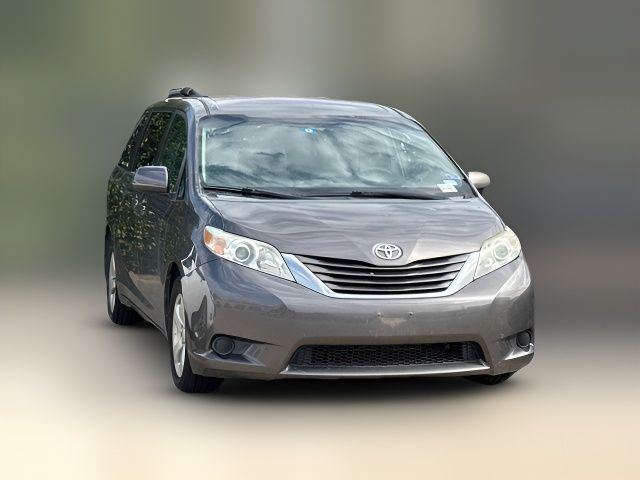 2015 Toyota Sienna LE