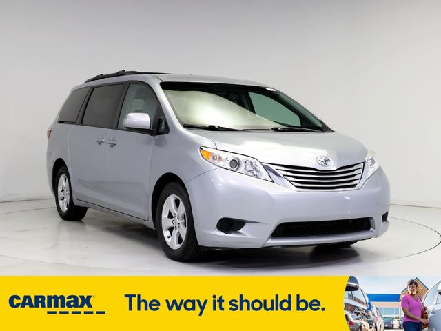 2015 Toyota Sienna LE