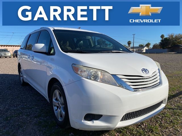 2015 Toyota Sienna LE Auto Access Seat