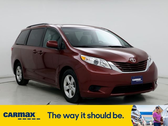 2015 Toyota Sienna LE