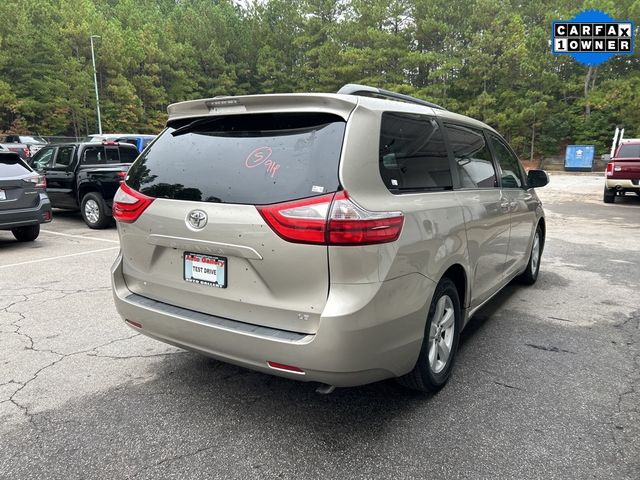 2015 Toyota Sienna LE