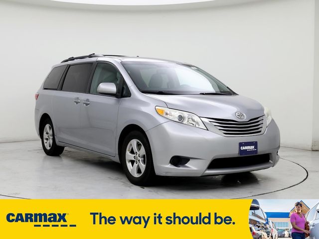 2015 Toyota Sienna LE