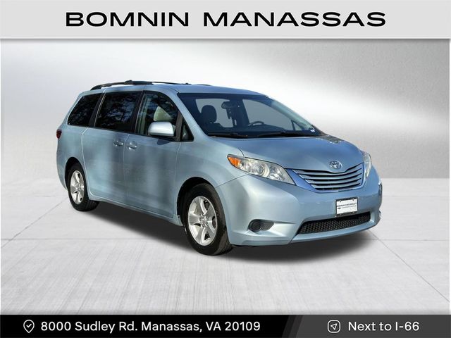 2015 Toyota Sienna LE