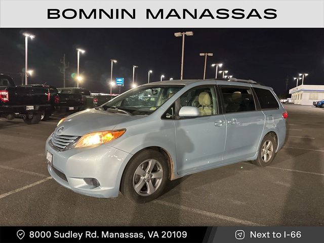 2015 Toyota Sienna LE