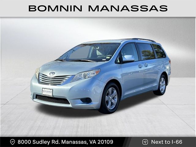 2015 Toyota Sienna LE