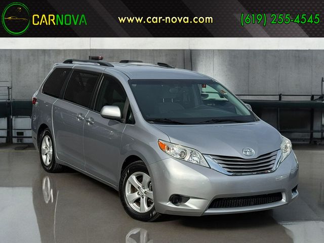 2015 Toyota Sienna LE