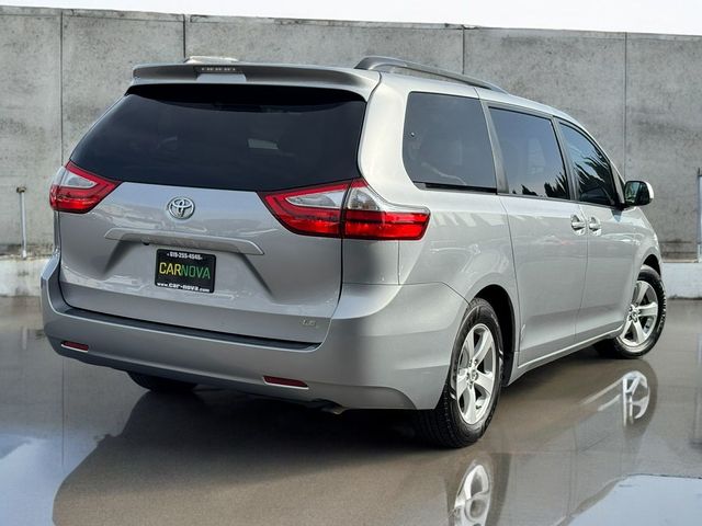 2015 Toyota Sienna LE