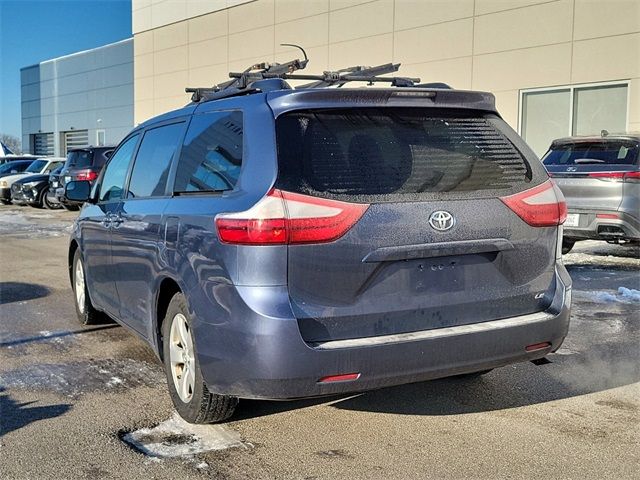 2015 Toyota Sienna LE