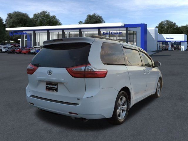 2015 Toyota Sienna LE