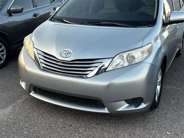 2015 Toyota Sienna LE