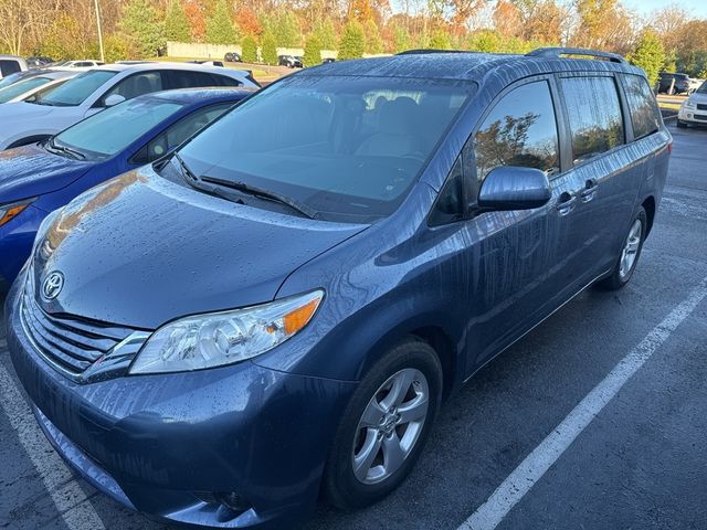 2015 Toyota Sienna 