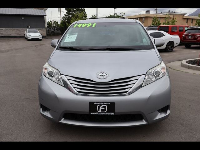 2015 Toyota Sienna LE