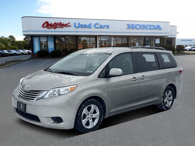 2015 Toyota Sienna LE