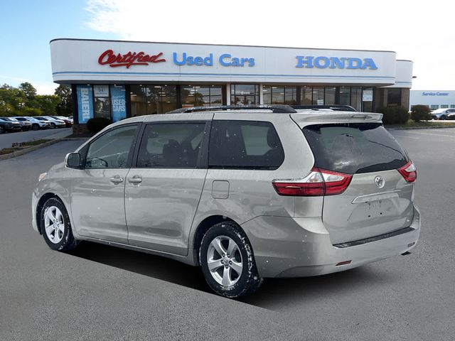 2015 Toyota Sienna LE