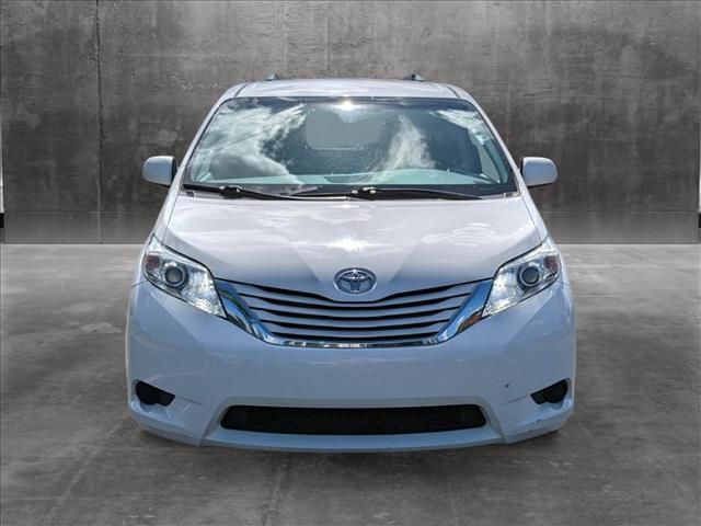 2015 Toyota Sienna LE