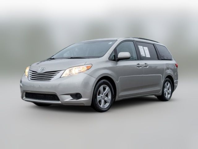 2015 Toyota Sienna LE