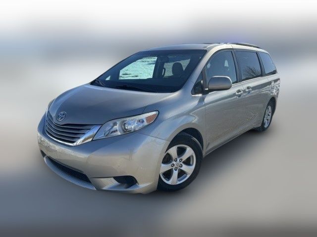 2015 Toyota Sienna LE