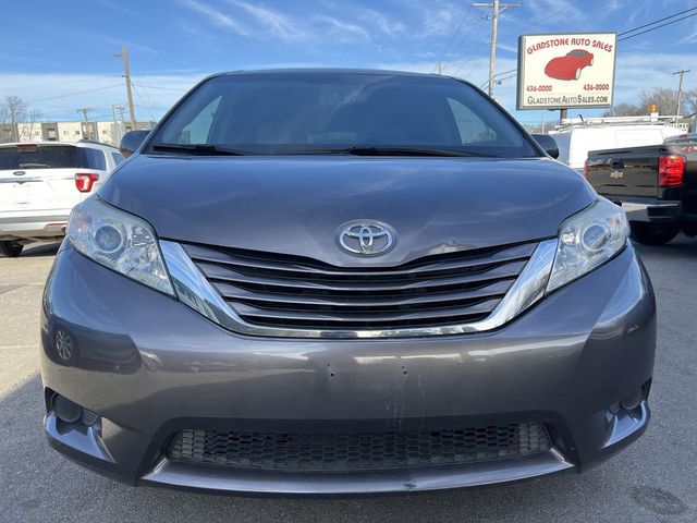 2015 Toyota Sienna LE