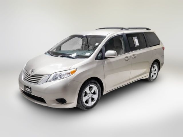 2015 Toyota Sienna LE Auto Access Seat