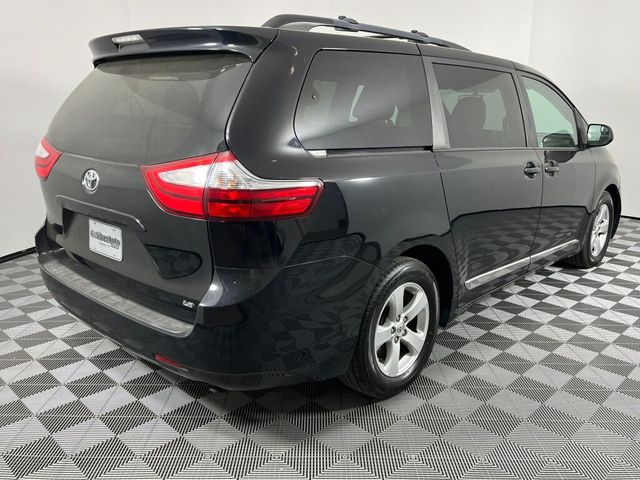 2015 Toyota Sienna LE