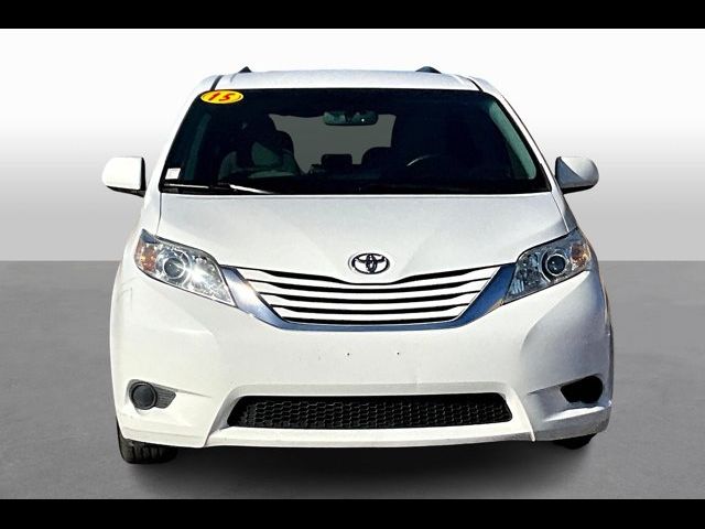 2015 Toyota Sienna LE Auto Access Seat